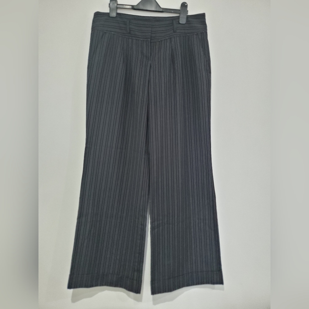 BCBGirls Y2K Low rise Black & Blue Pinstripe wide-leg dress pant trousers size 6
